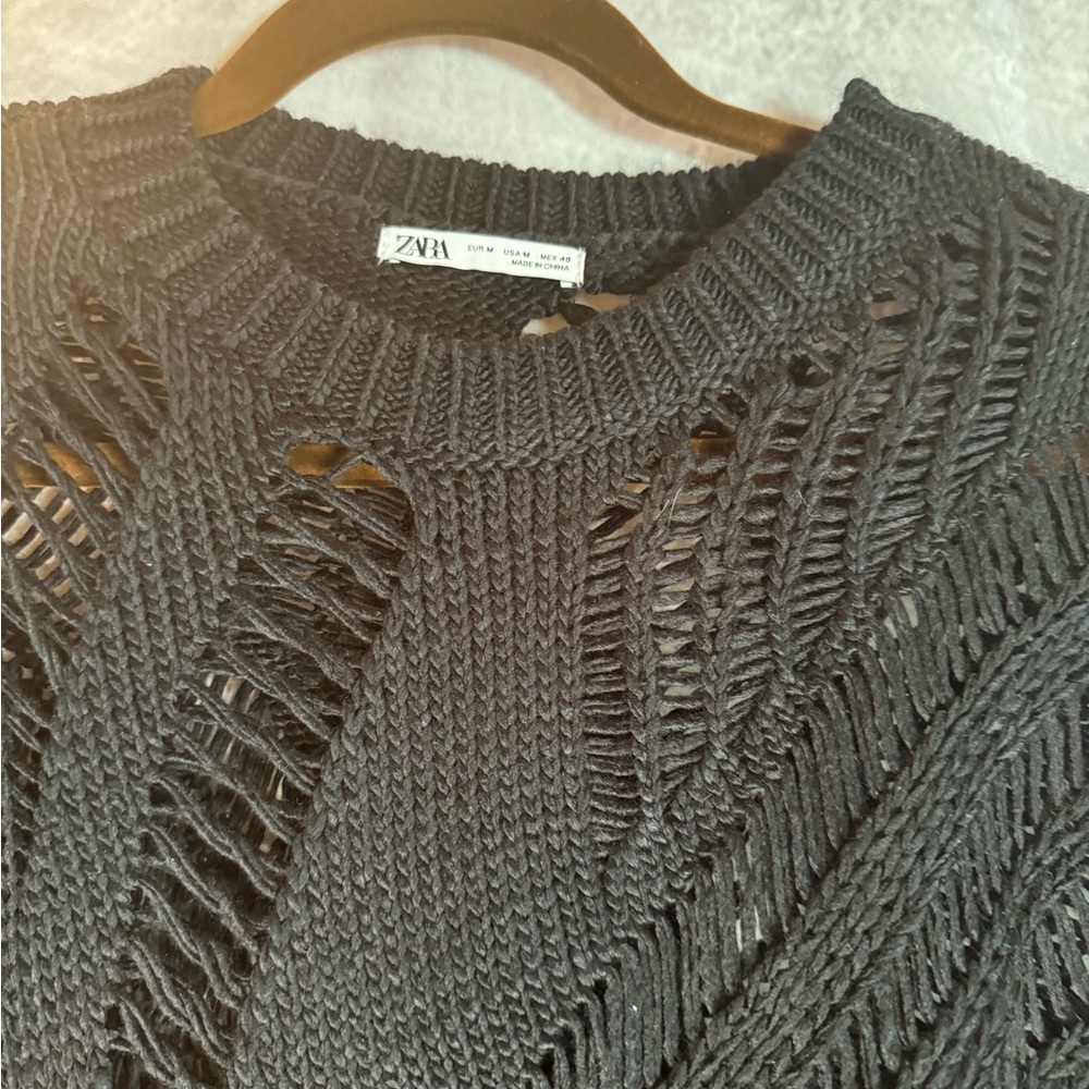 Zara sweater, Size M, Black